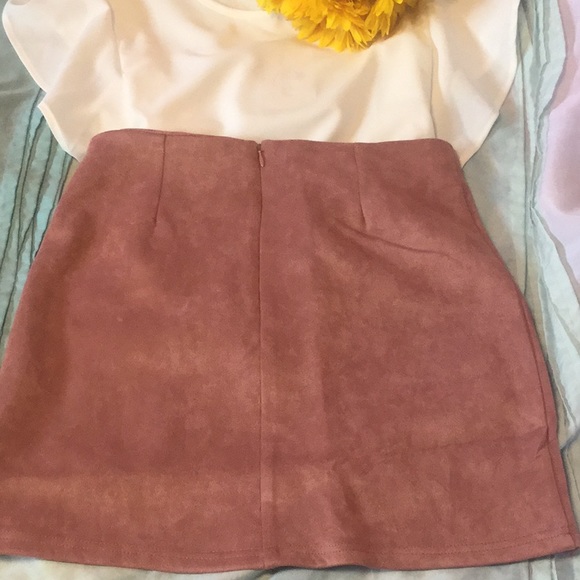 🎉HOST PICK🎉STUNNING LINED DUSTY PINK SUEDE SKIRT - Picture 7 of 8